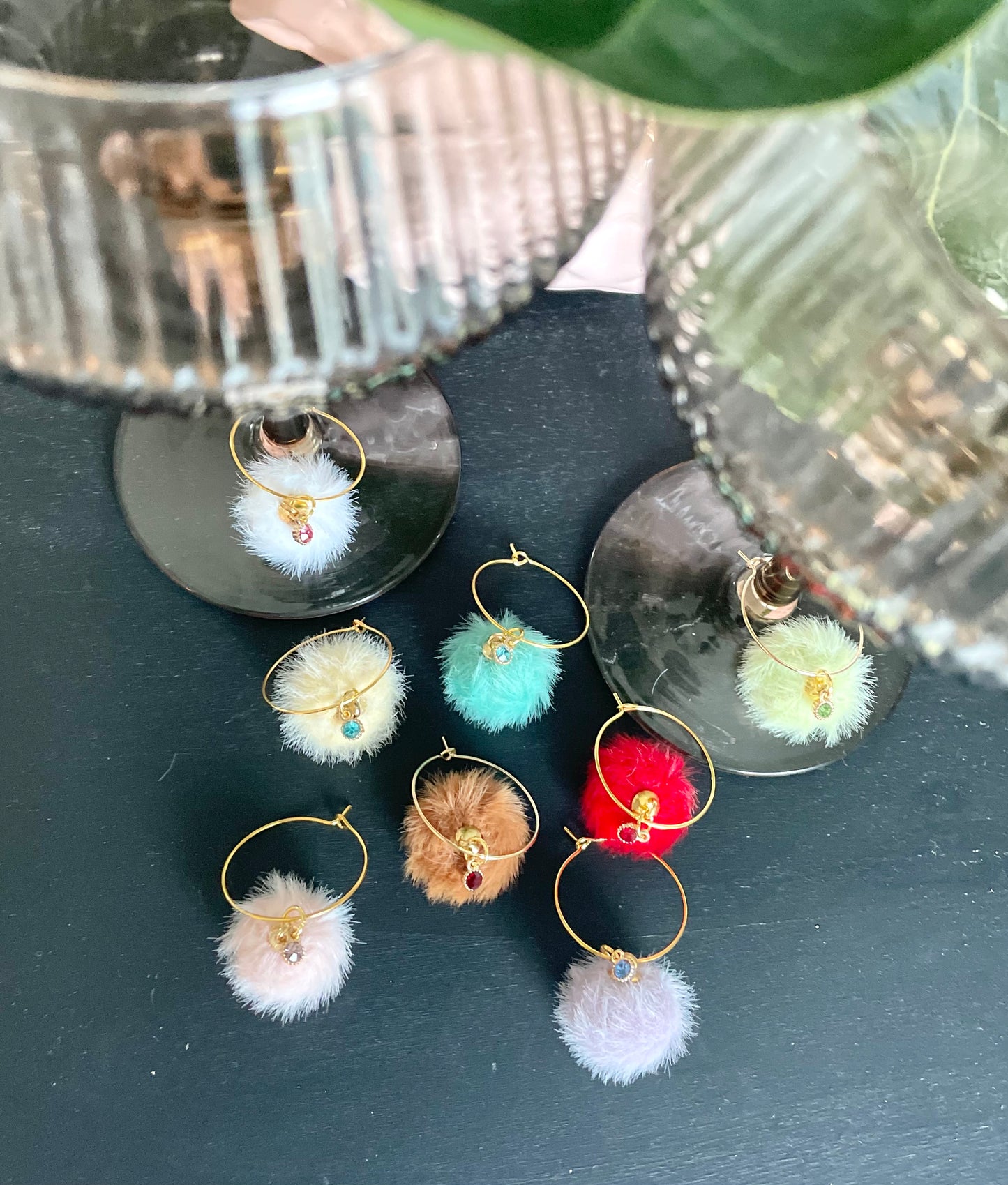 Wine glass charms “Elegant fur” (8 pcs)